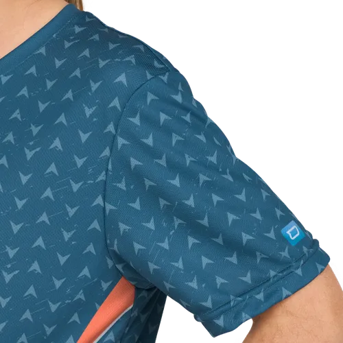 Loose Sleeves
